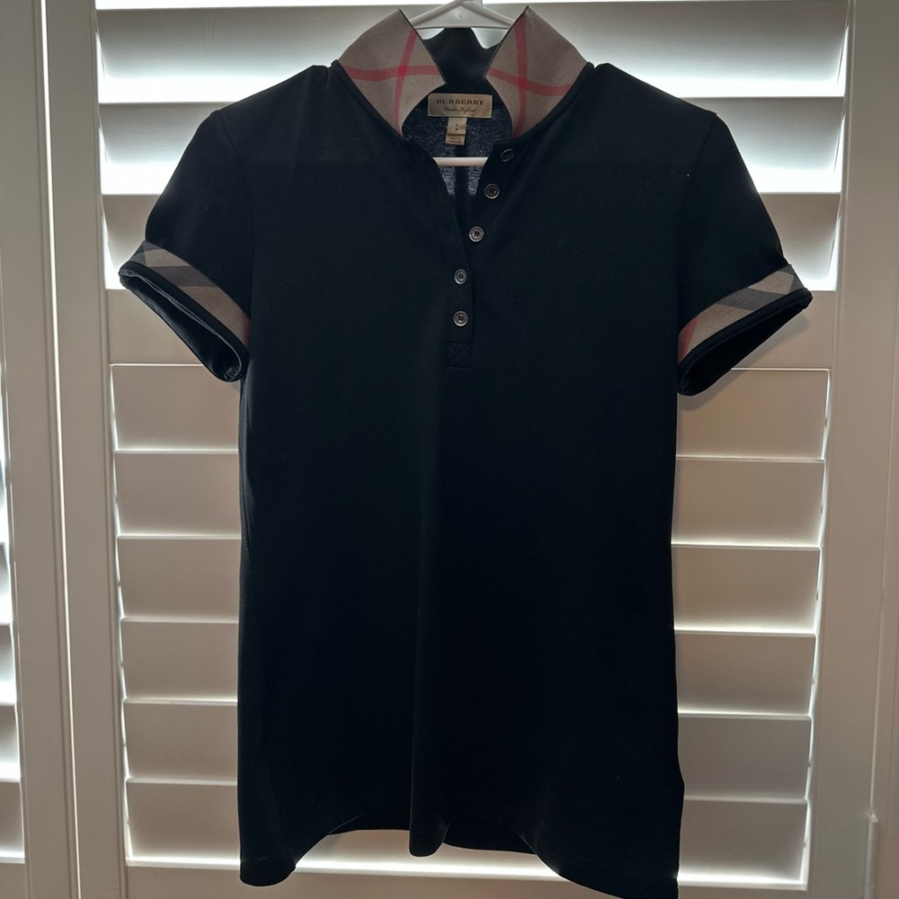 Burberry t-shirt